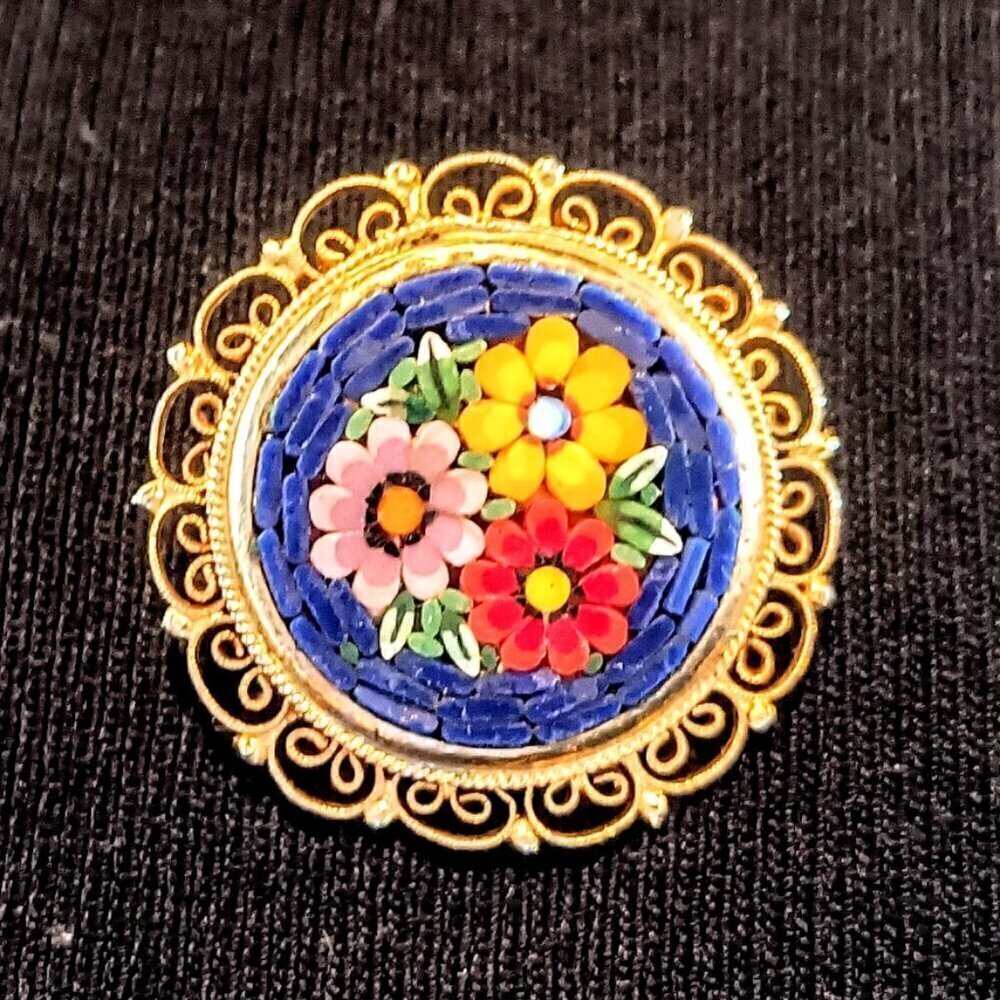 Vintage Italian Blue Floral Gold Filigree Micro Mosaic Round Pin Brooch